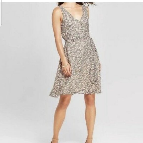 A New Day Dresses & Skirts - A New Day Animal Print Sleeveless Shift Dress M